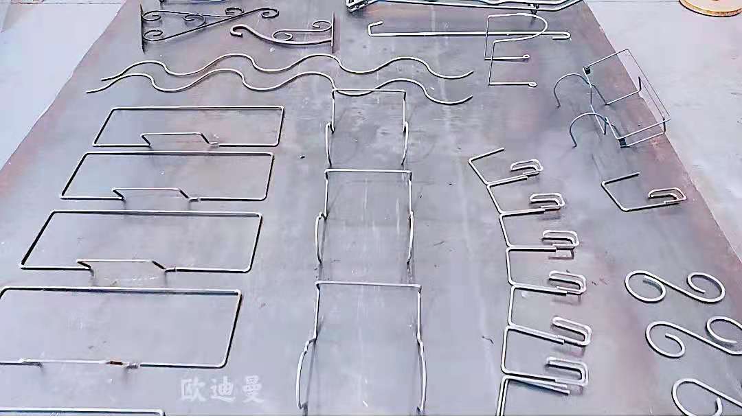 线材成型机折弯效果图